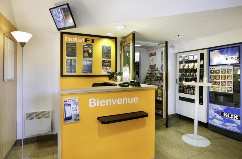 Hotelf1 Lille Tourcoing Nord Roncq Exterior foto